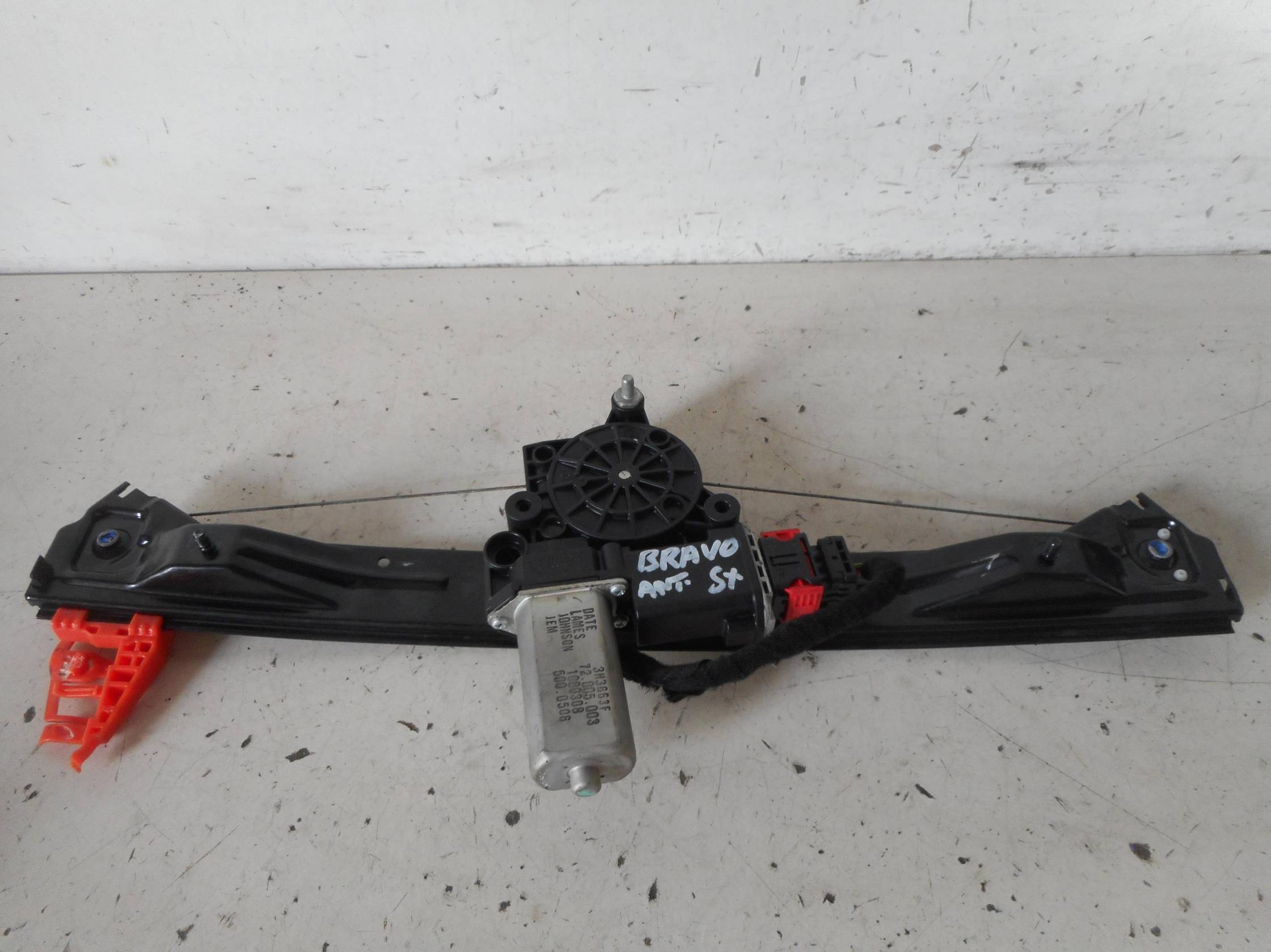 Alzacristallo elettr. porta ant. sx.